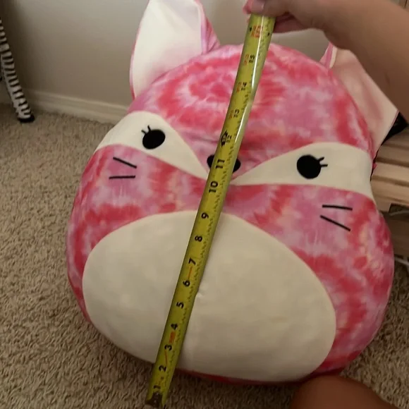 collectors edition fox squishmallow, 16’ inch - Picture 6 of 6